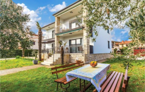 3 Bedroom Gorgeous Apartment In Medulin